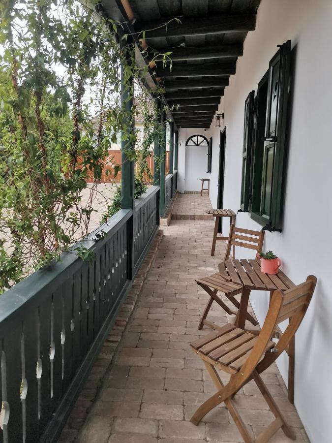 Novak Porta Vendeghaz-Tab, Zala Apartment ภายนอก รูปภาพ