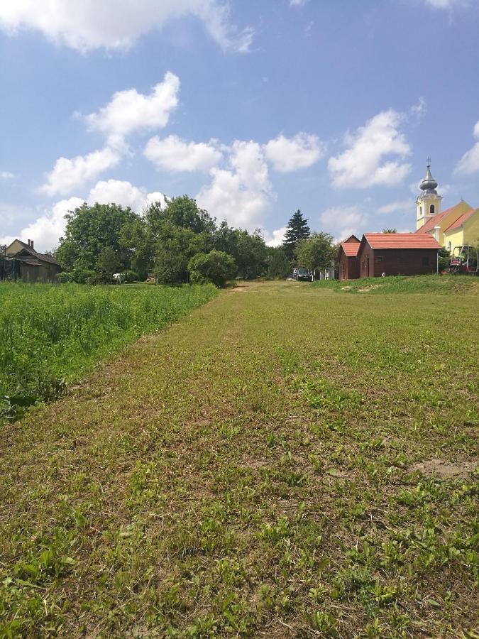 Novak Porta Vendeghaz-Tab, Zala Apartment ภายนอก รูปภาพ