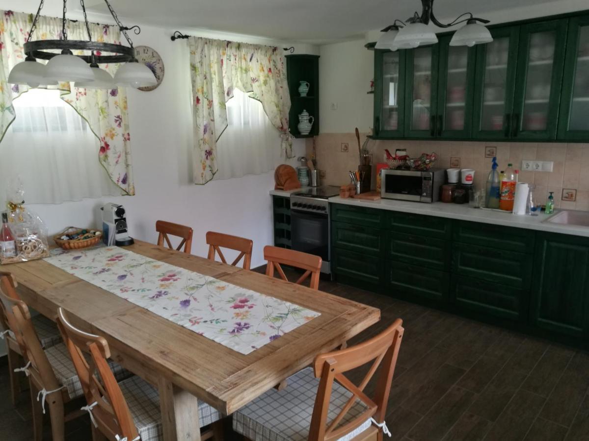 Novak Porta Vendeghaz-Tab, Zala Apartment ภายนอก รูปภาพ